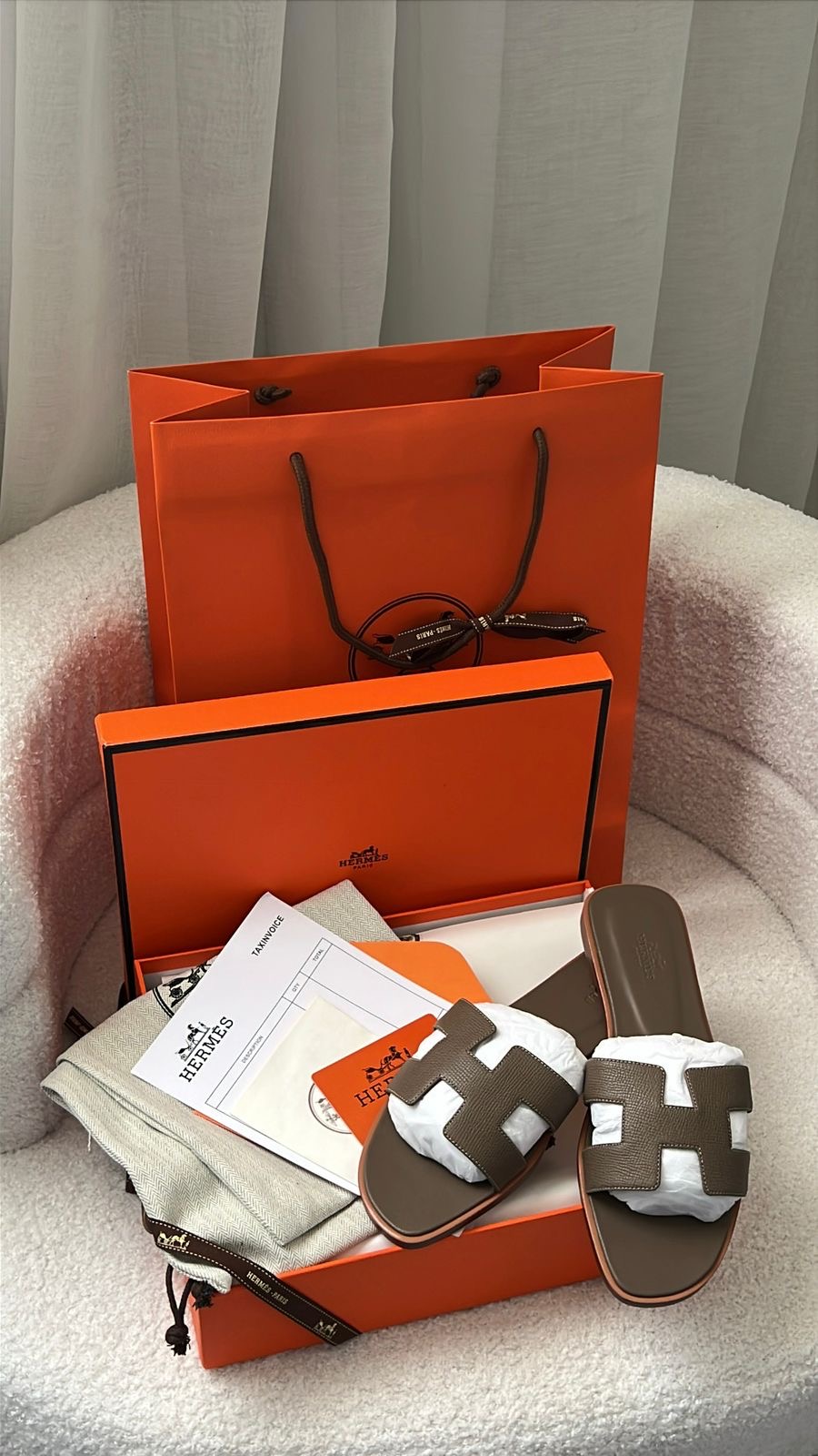 صورة الإعلان